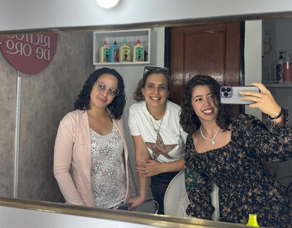 Peluqueria-especialista-en-rizos-ricitos-de-oro-clientes Peluqueria especialista en rizos clientes